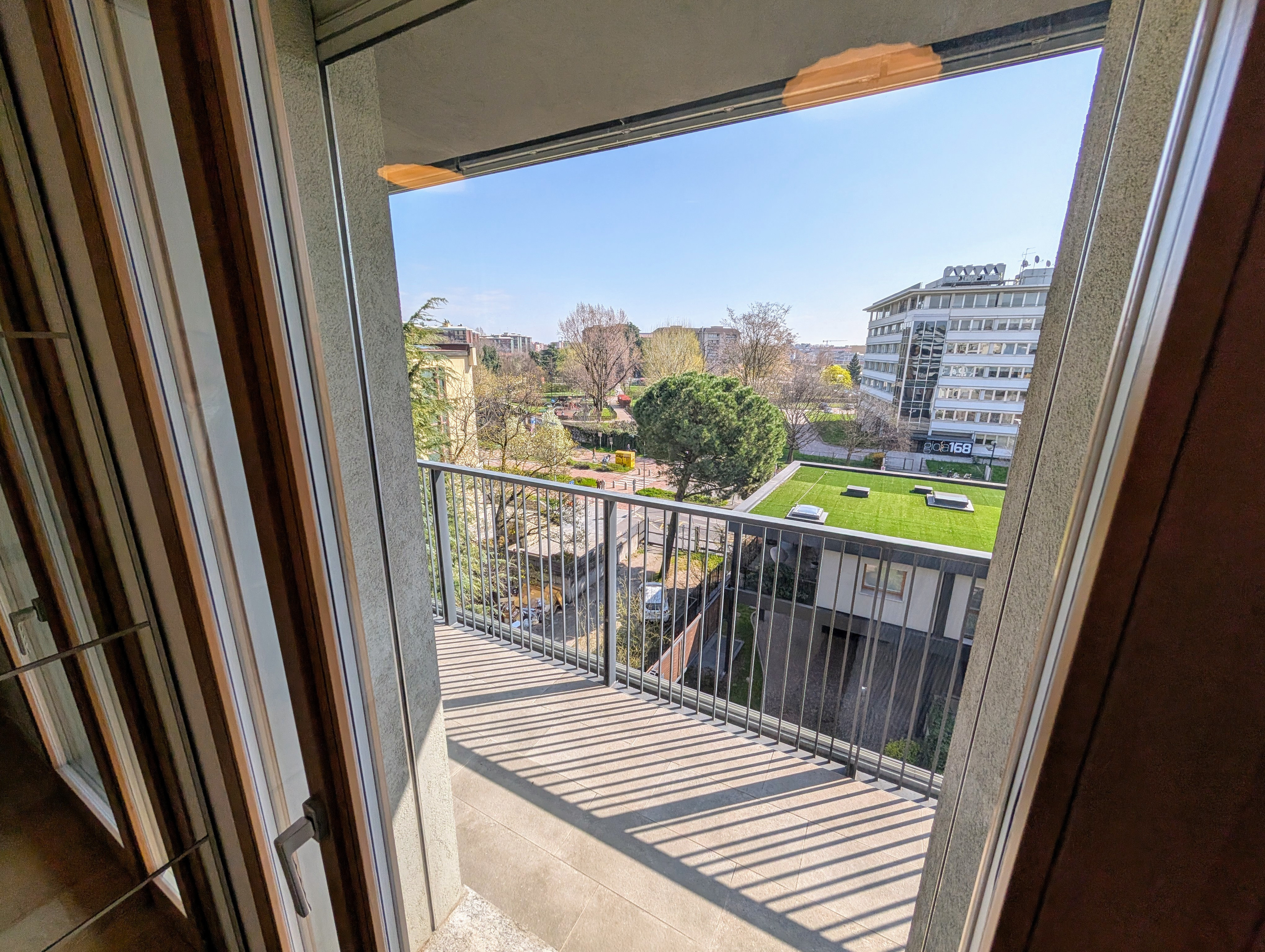 PXL 20250325 100708906~2