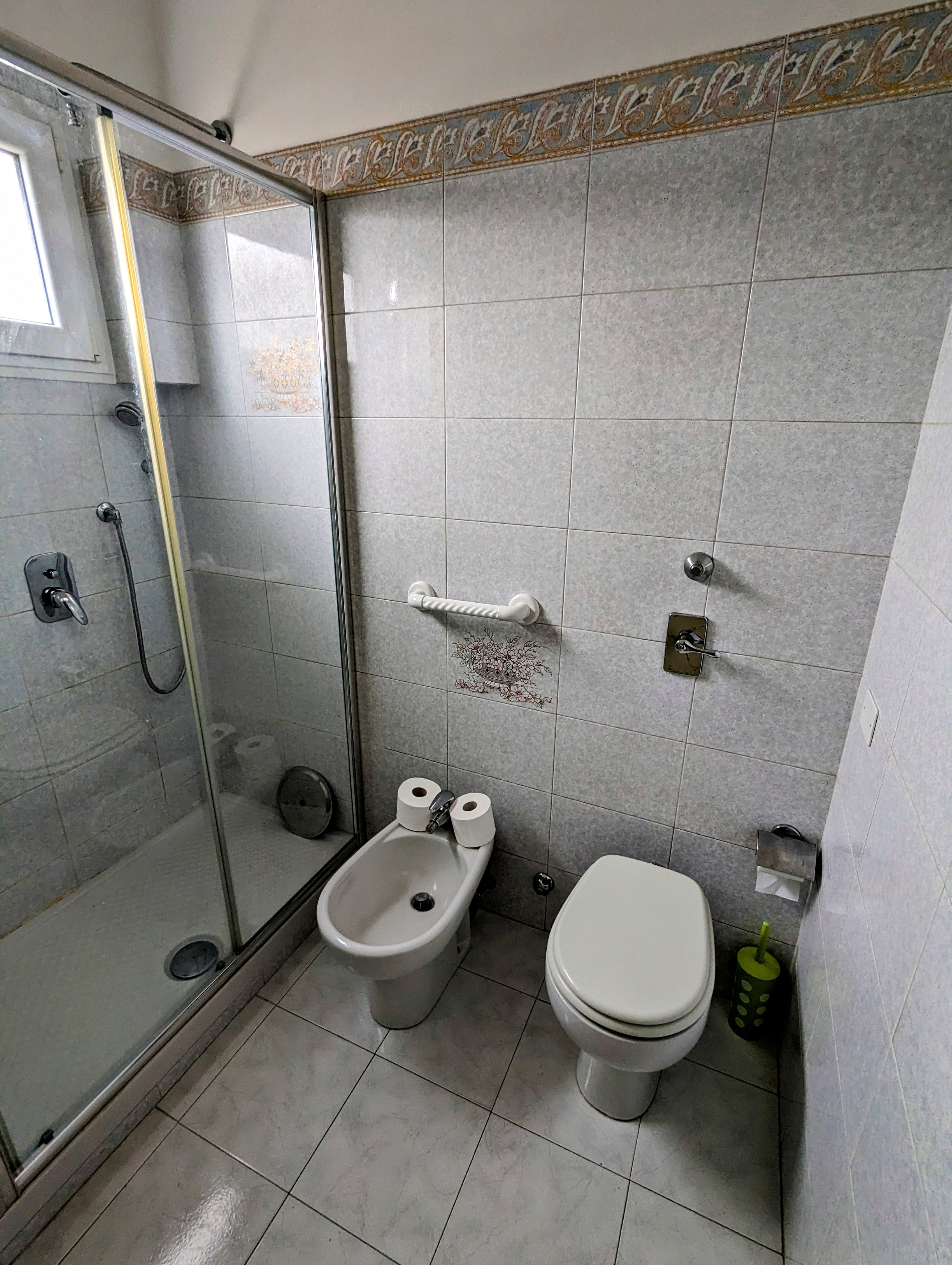 PXL 20221213 113151720.MP~2 min