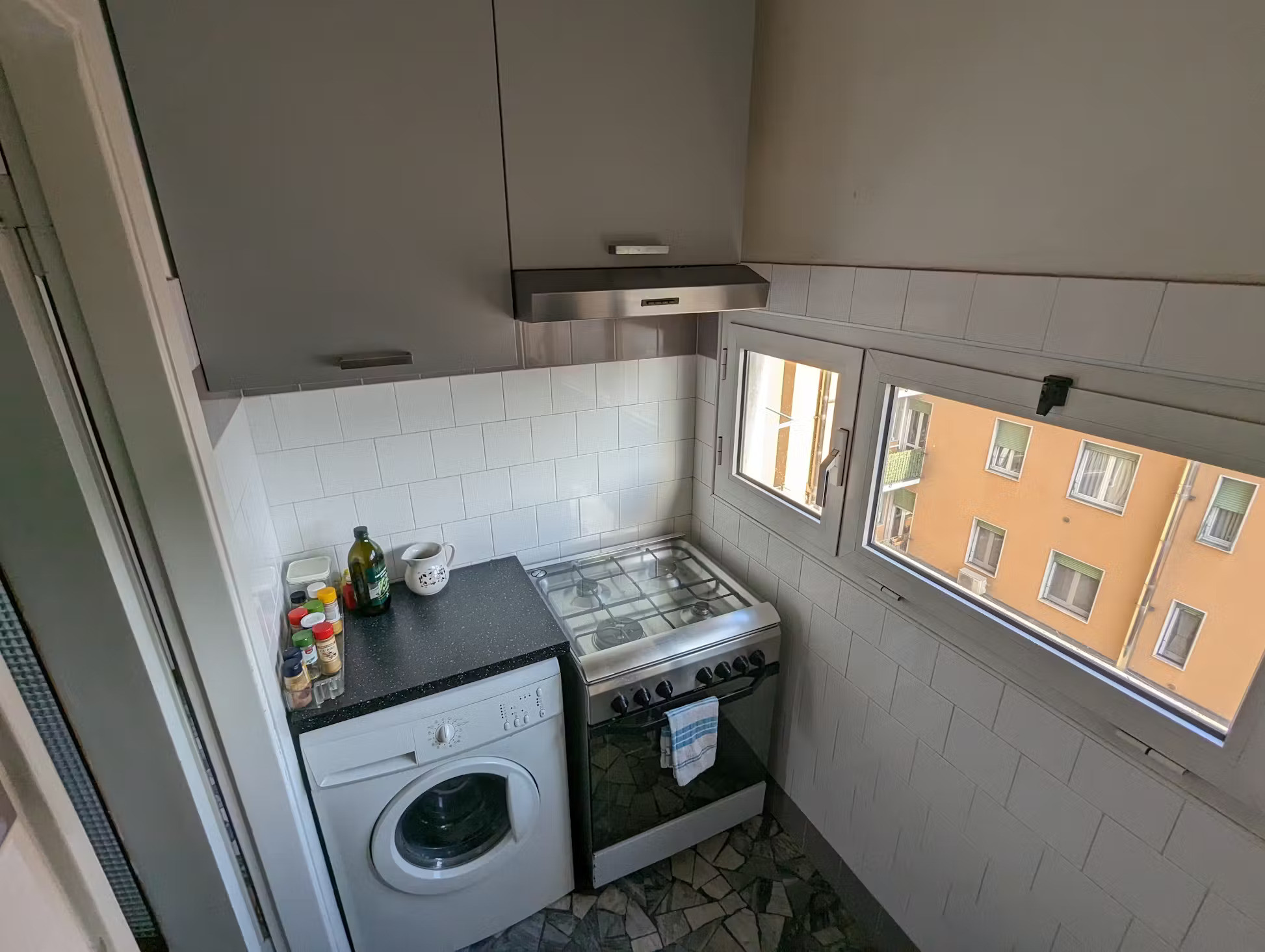 B2617b1e 1d93 4787 9dff d86d63eaf3ae