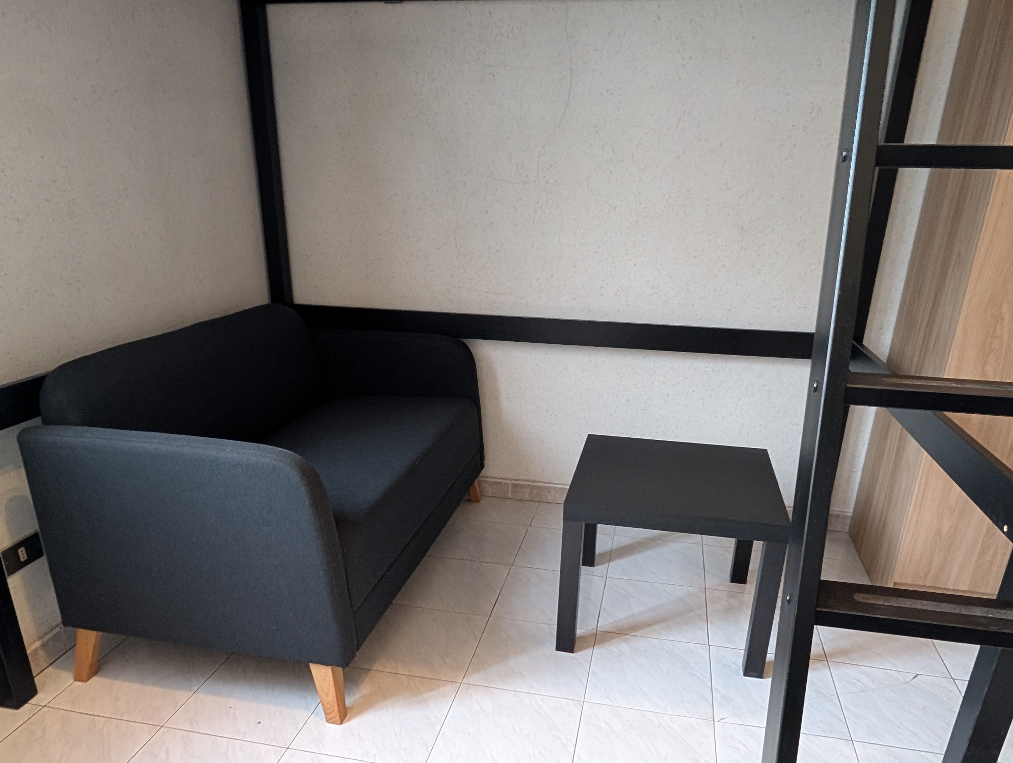 PXL 20250413 163437363