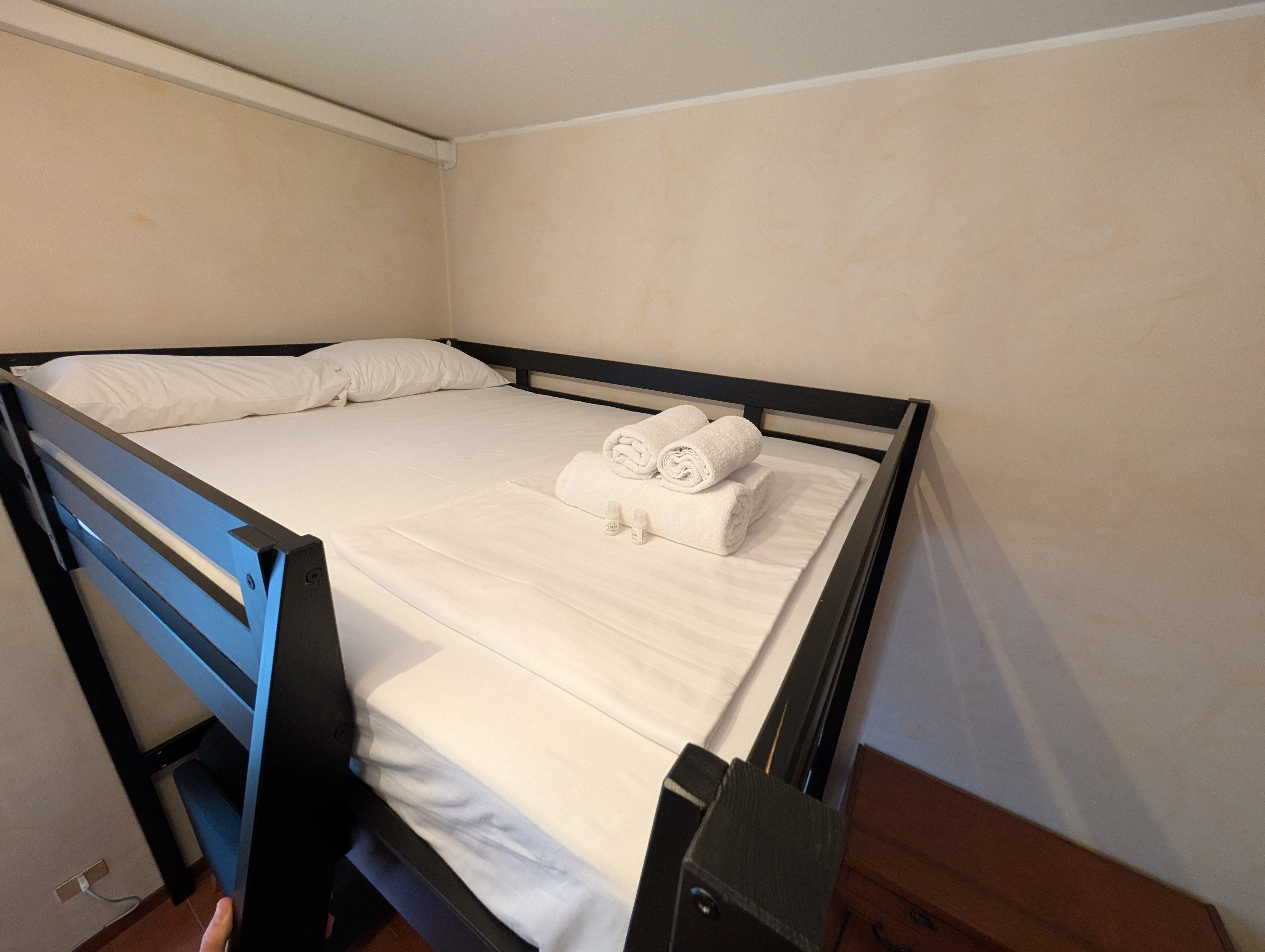 PXL 20250413 163928337